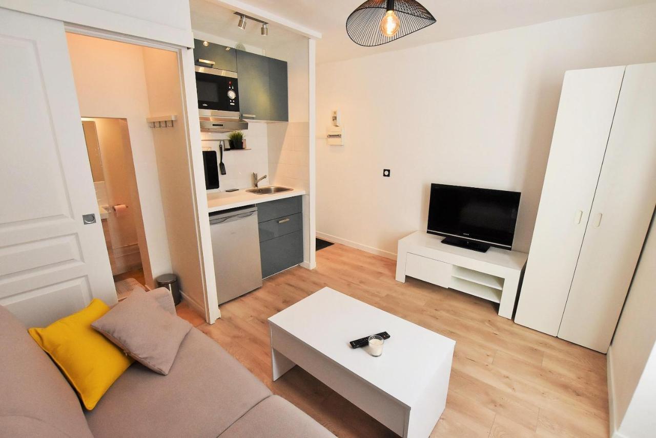Appartement Au Coeur De La Ville De Taverny Exterior photo